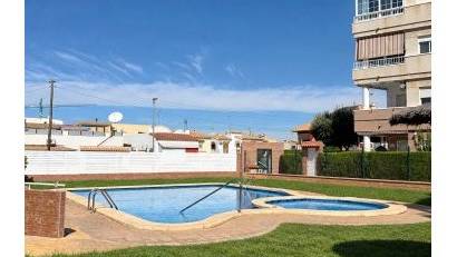 Reventa - Apartment / Duplex -
Torrevieja