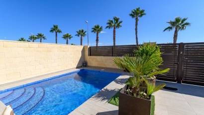 Återförsäljning - Villa -
Ciudad quesada - Pueblo Bravo