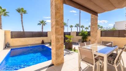 Återförsäljning - Villa -
Ciudad quesada - Pueblo Bravo