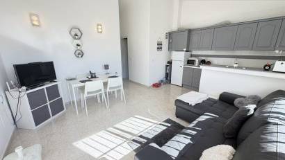 Reventa - Apartment -
Villamartin - Villamartín
