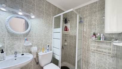 Reventa - Apartment -
Villamartin - Villamartín