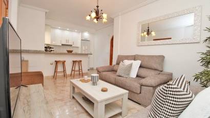 Reventa - Adosado -
Villamartin - Villamartín