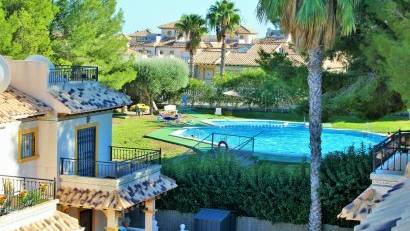 Reventa - Adosado -
Villamartin - Villamartín
