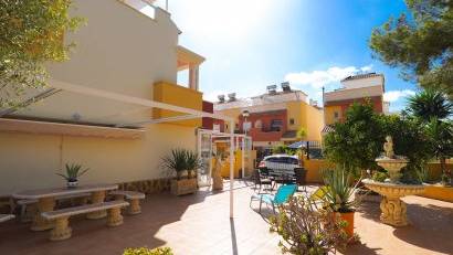 Återförsäljning - Radhus -
Orihuela Costa - Los Dolses