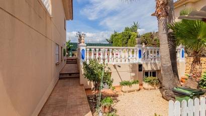 Reventa - Villa -
La Nucía