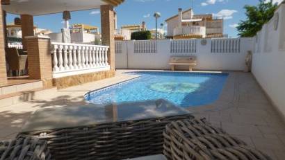 Återförsäljning - Villa -
Pilar de la Horadada