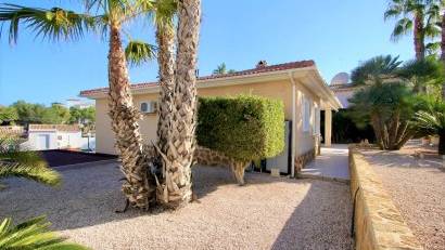 Återförsäljning - Villa -
Villamartin - Villamartín