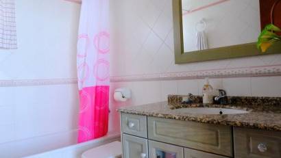 Resale - Finca -
Orihuela