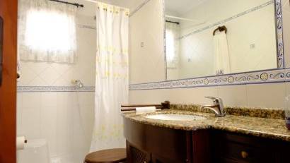 Resale - Finca -
Orihuela