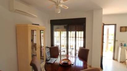 Reventa - Villa -
Villamartin - Villamartín