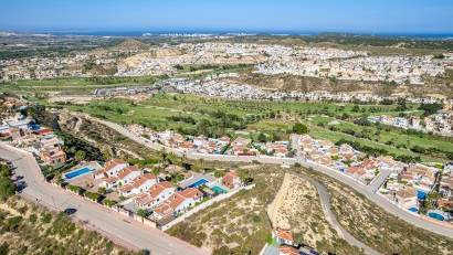 Återförsäljning - Land -
Ciudad quesada - Altos De La Marquesa