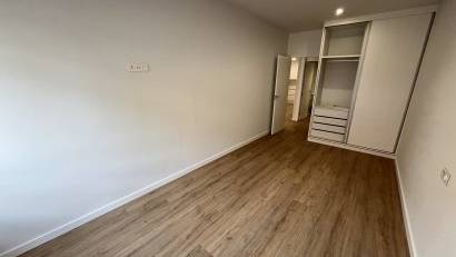 Resale - Apartamento -
Los Montesinos