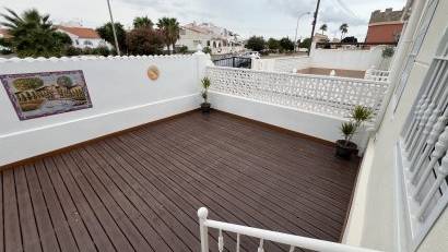 Återförsäljning - Villa -
Torrevieja - San luis