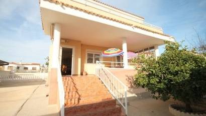 Återförsäljning - Detached villa -
Torrevieja - Aguas Nuevas