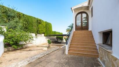 Resale - Villa -
Calpe