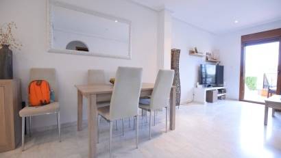 Resale - Townhouse -
Algorfa