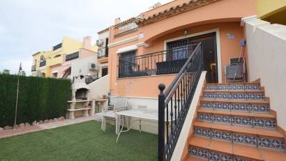 Resale - Townhouse -
Algorfa