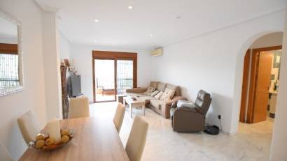 Resale - Townhouse -
Algorfa