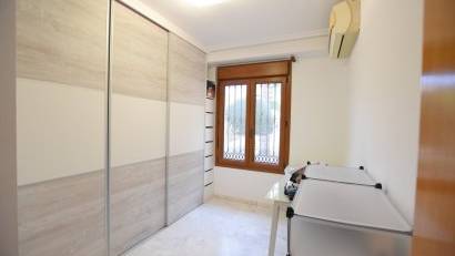 Resale - Townhouse -
Algorfa
