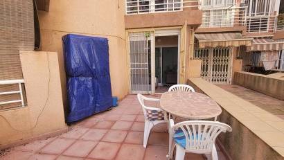 Återförsäljning - Apartamento -
Torrevieja