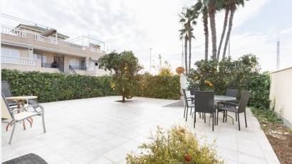 Återförsäljning - Bungalow -
Orihuela Costa - Playa Flamenca