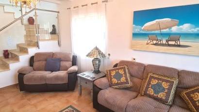 Resale - Villa -
Orihuela Costa