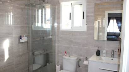 Resale - Villa -
Orihuela Costa