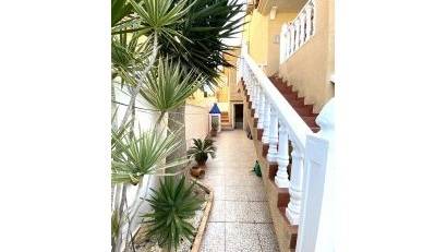 Resale - Villa -
Orihuela Costa