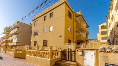 Återförsäljning - Apartment -
Torrevieja - La Mata