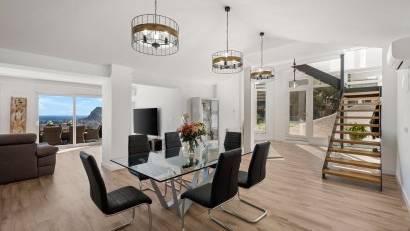 Återförsäljning - Villa -
Calpe