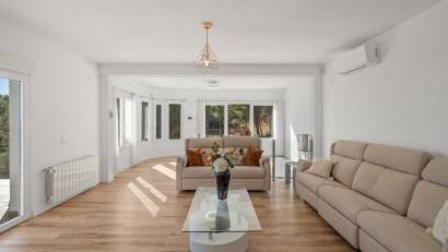 Återförsäljning - Villa -
Calpe