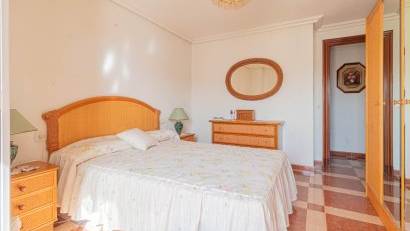 Resale - Villa -
Orihuela Costa
