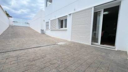 Reventa - Villa -
La Marina