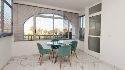 Reventa - Apartment -
Villamartin - Villamartín