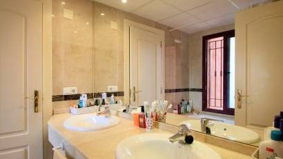 Resale - Apartment -
Villamartin - Villamartín