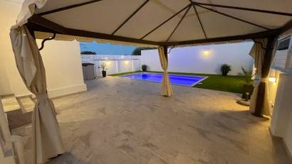 Återförsäljning - Villa -
Torrevieja - San luis