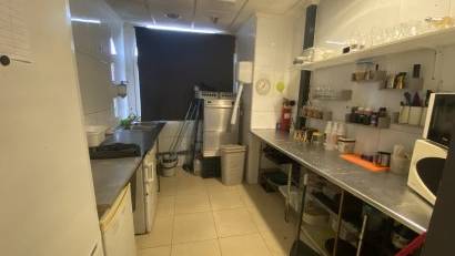 Återförsäljning - Commercial Unit -
Algorfa