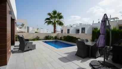 Resale - Villa -
Benijofar