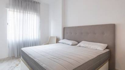 Resale - Apartamento -
Torrevieja - Center