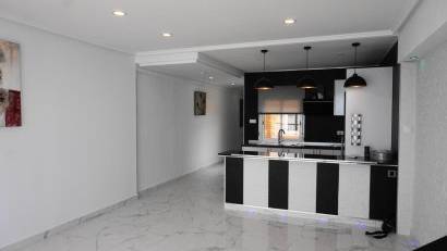 Resale - Apartment -
Los Urrutias