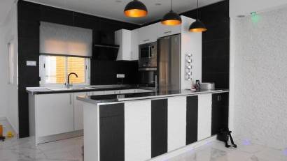 Resale - Apartment -
Los Urrutias