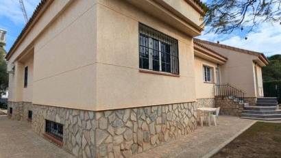 Återförsäljning - Detached villa -
Mil Palmeras