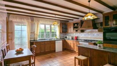 Återförsäljning - Detached villa -
Mil Palmeras