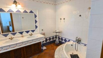 Återförsäljning - Detached villa -
Mil Palmeras