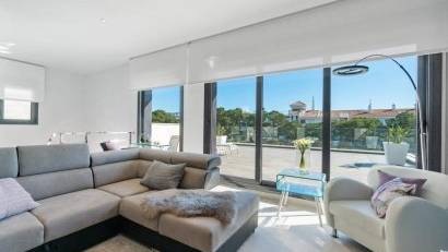 Återförsäljning - Villa -
Orihuela Costa - Campoamor