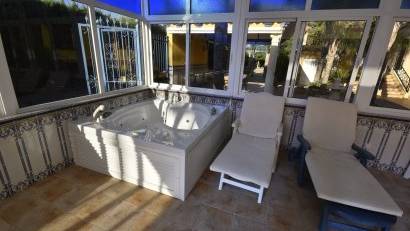 Återförsäljning - Detached villa -
La Matanza