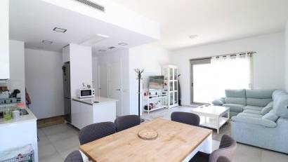 Reventa - Villa -
San Miguel - Urbanizaciones