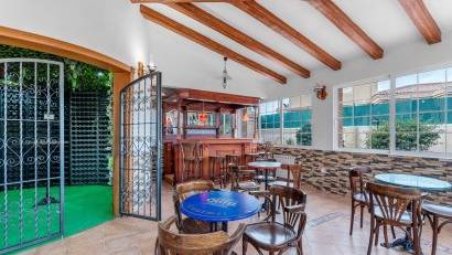 Återförsäljning - Villa -
Torrevieja