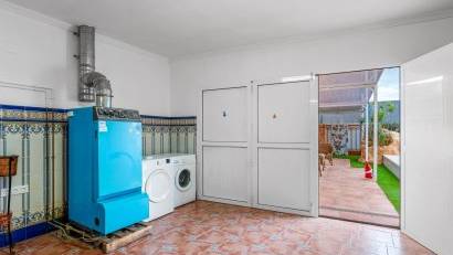 Återförsäljning - Villa -
Torrevieja